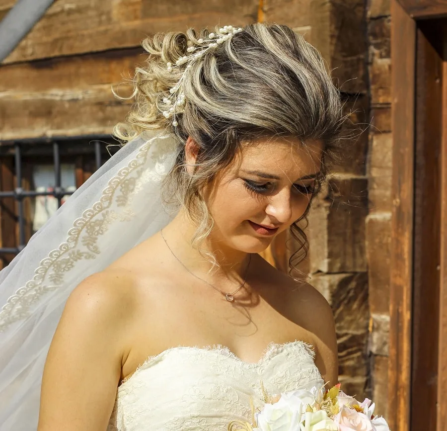 wedding hairstyle with grey hair highlights