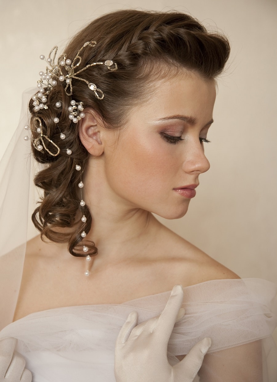 wedding hairstyle with thin hair