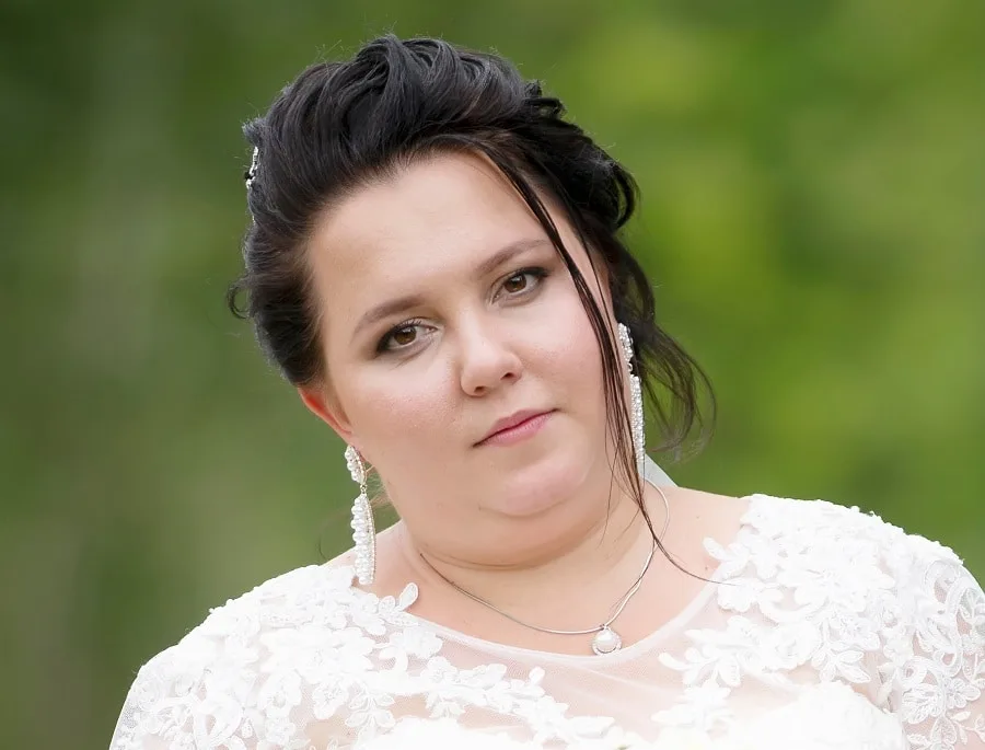 wedding updo for plus size bride