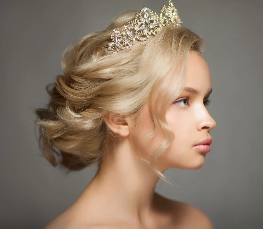 wedding updos for round face