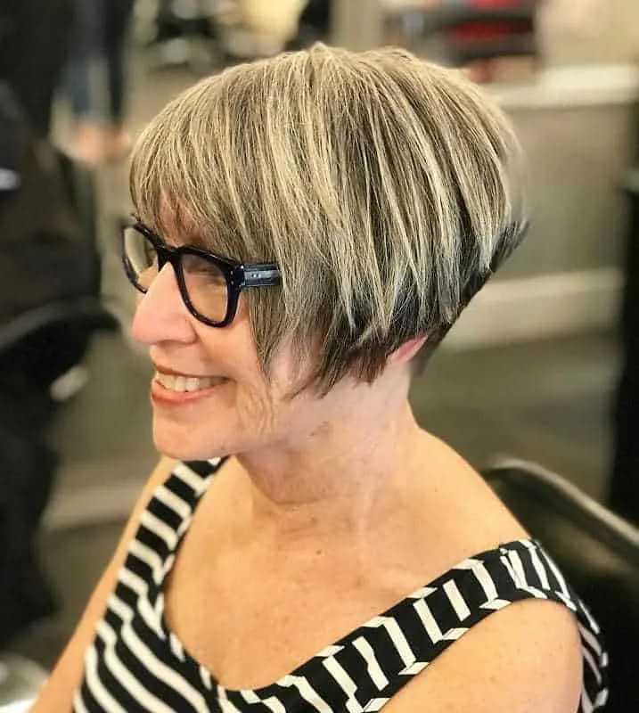 27 Alluring Wedge Haircuts for Women Over 60 – HairstyleCamp