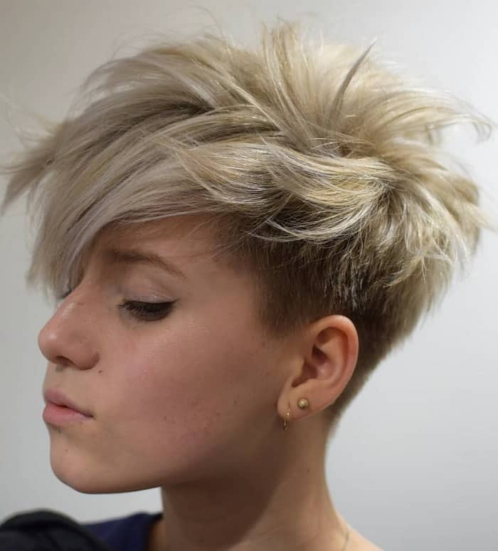 messy wedge hairstyle with undercut