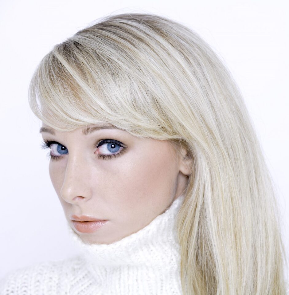 20 Best Hair Color Ideas for Pale Skin and Blue Eyes (2026) HairstyleCamp — free download