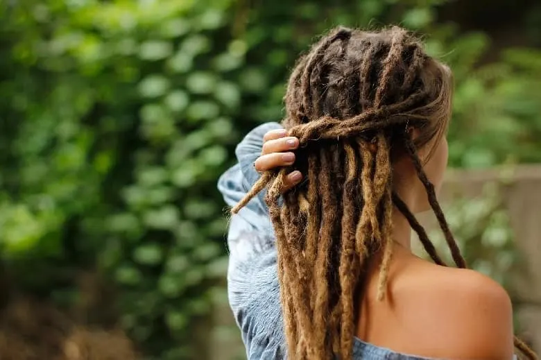 30 Dreadlock Hairstyles for White Girls to Pull Off
