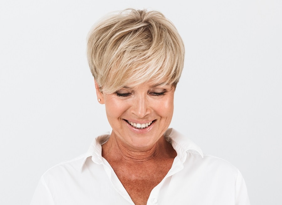 woman over 50 with short choppy haircut