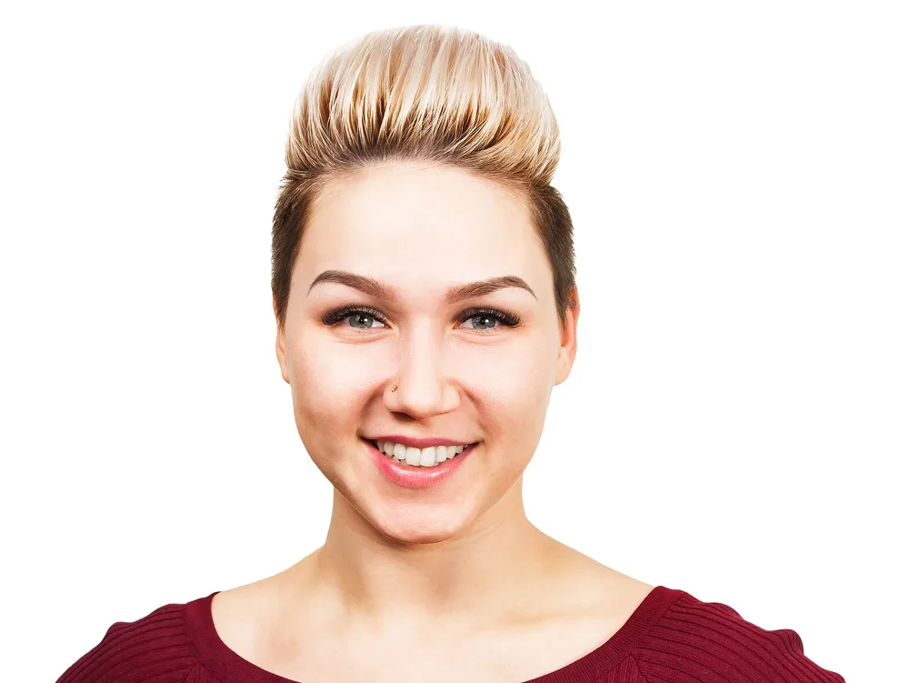 women's pompadour with undercut