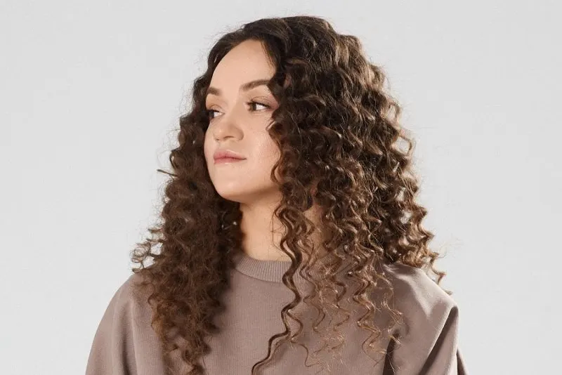 yoga hairstyle for thick curly hair