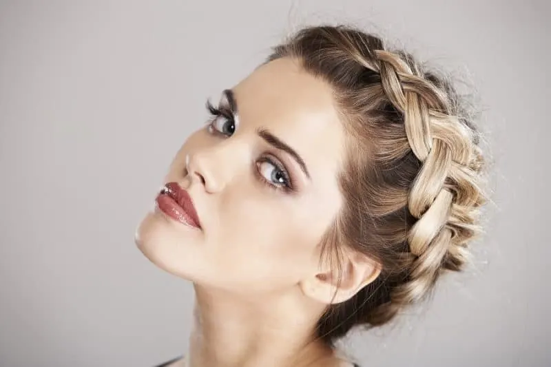 yoga hairstyle with crown braid