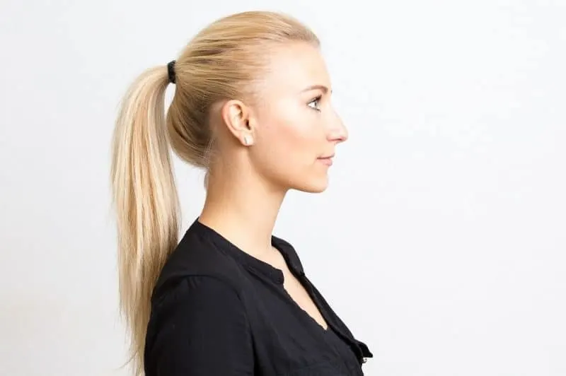 yoga hairstyle with long ponytail